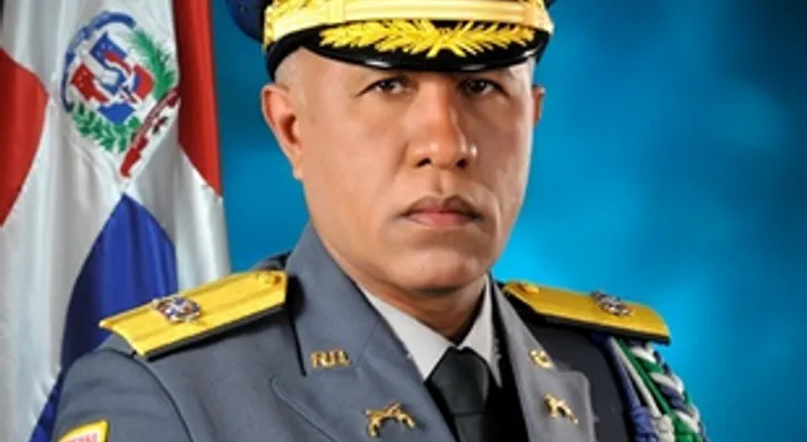 Someten jefe de la PN y varios oficiales por corrupción 