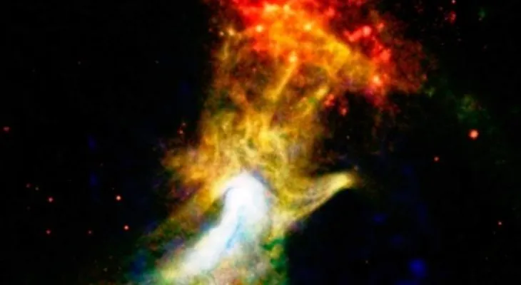 La "Mano de Dios", por la NASA