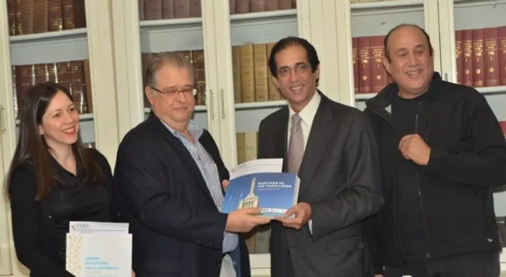 Montalvo recibe Plan de Acción para Desarrollo de Santiago