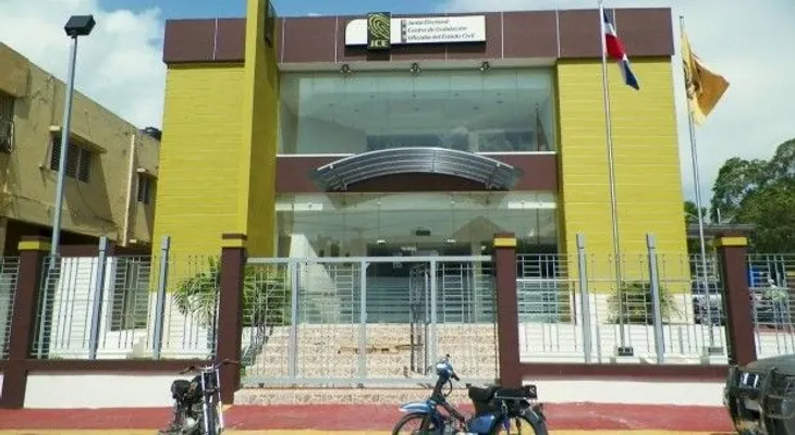 Junta Municipal suspende sorteo electoral tras incidente con delegados de los partidos 