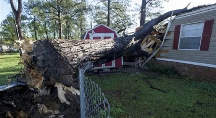 Tormentas y un tornado dejan heridos en Alabama, Georgia y Florida