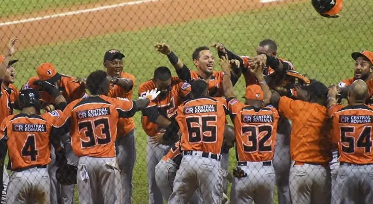 Escogido 6; Licey 1; Toros 3; EO 2