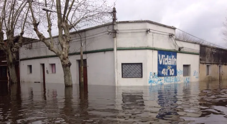 5.000 afectados por inundaciones en Uruguay