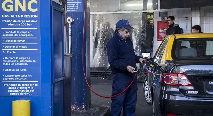 Posible quita de subsidios pone en riesgo la continuidad del GNC para autos particulares