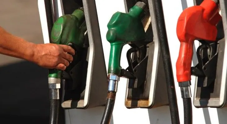 Rebajan por cuarta semana, precios de los combustibles