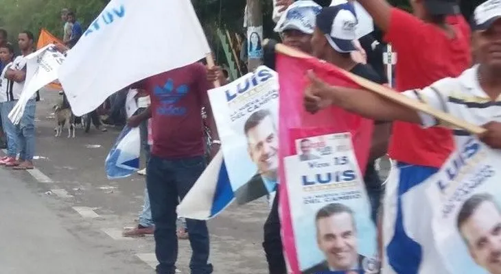 A pesar de prohibición, manifestantes de 2 partidos realizan hoy bandereos en Azua