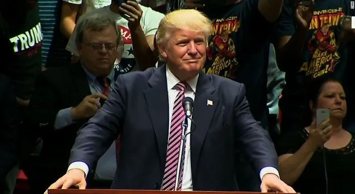 Trump cambia de parecer en tema inmigratorio: tendrán que pagar impuestos