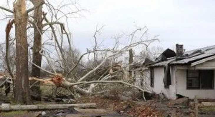 Nuevos tornados dejan una docena de muertos en el norte de Texas