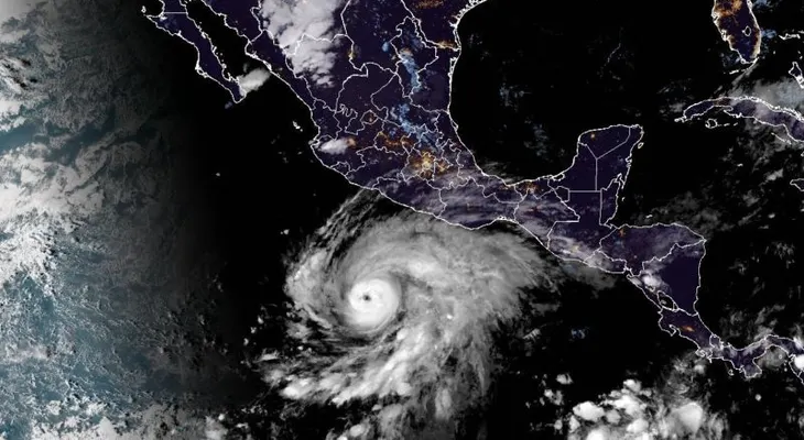 Huracán Vance sube a categoría 2 frente a Guerrero y amenaza con lluvias a Michoacán, Guerrero y Oaxaca