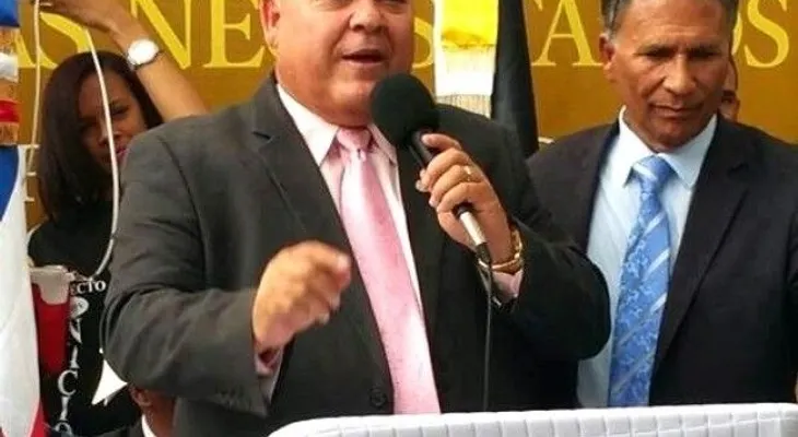 Obispo dice que Abinader y Wessín Chávez, se burlan de Dios 
