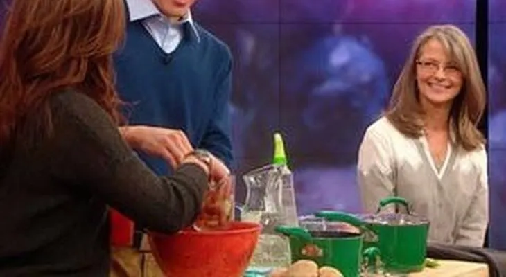 Si tienes canas, solo necesita rodajas de patatas. Tiene que ver esto 