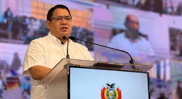 Fiscalía de Bolivia pide seis meses de prisión preventiva para exfiscal Roger Mariaca y tres imputados por narcotráfico