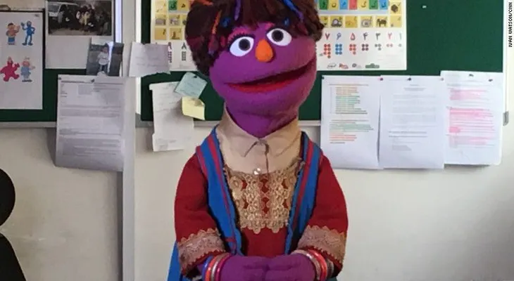 Cómo este muppet está cambiando la vida de los niños afganos