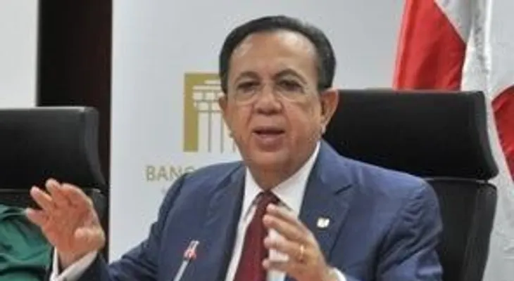 Banco Central realiza donaciones de RD$4,300 al COE y Hospital General Plaza de la Salud   