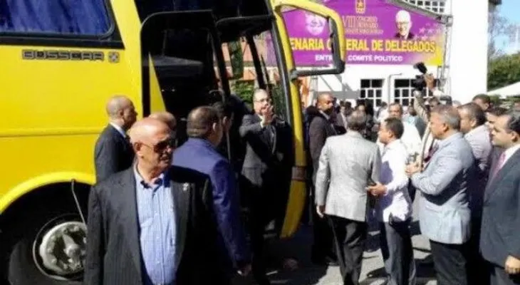 PLD aprueba 550 miembros para el Comité Central, y de 25 a 35 Comité Político
