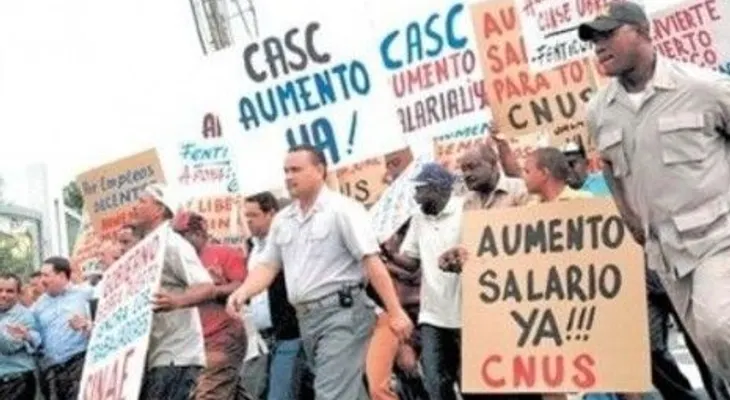 Centrales exigen incluir aumento salarial en el Presupuesto