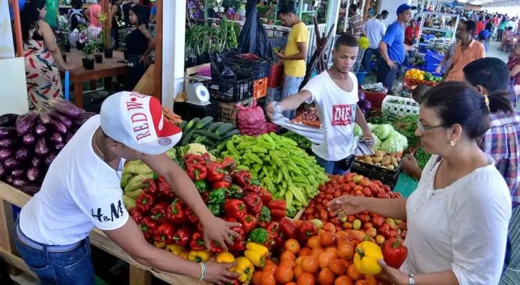 Familia dominicana de cuatro requiere hasta RD$19,000 mensuales para alimentación saludable