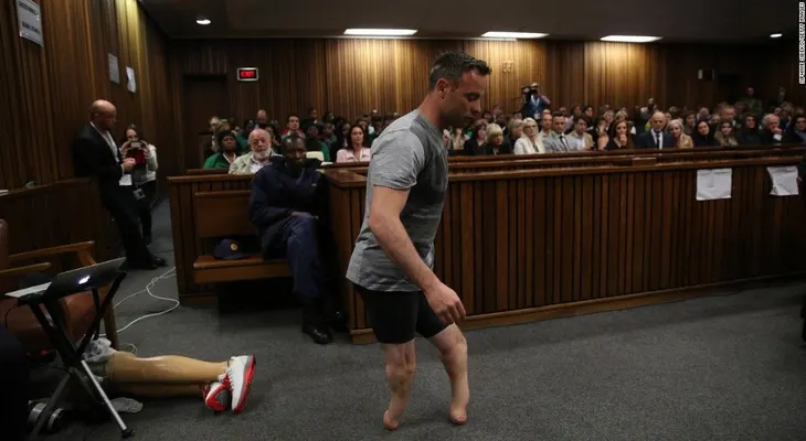 Hospitalizan a Oscar Pistorius, el exatleta paralímpico