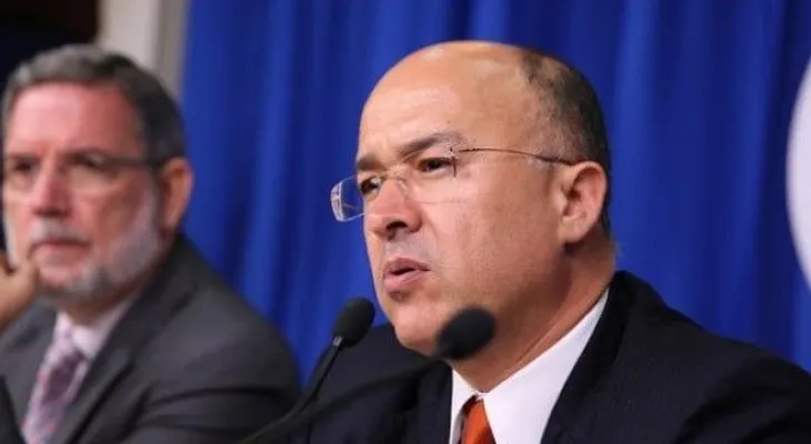  Procurador cree país necesita una ola de reformas