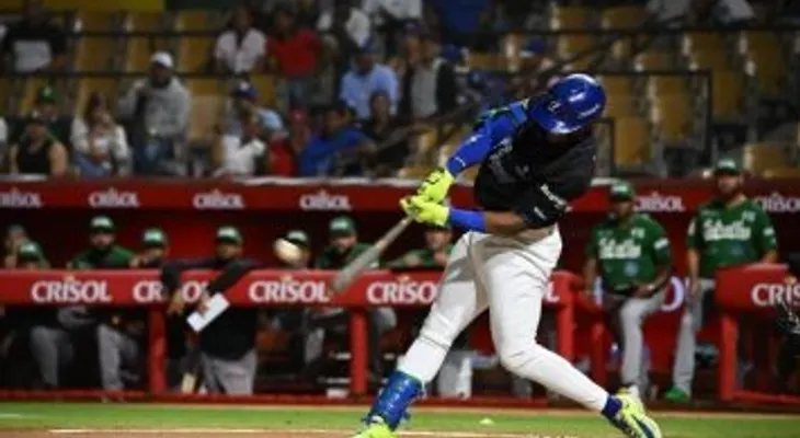 Mel Rojas Jr. pega jonrón de tres y el Licey blanquea 3-0 a las Estrellas