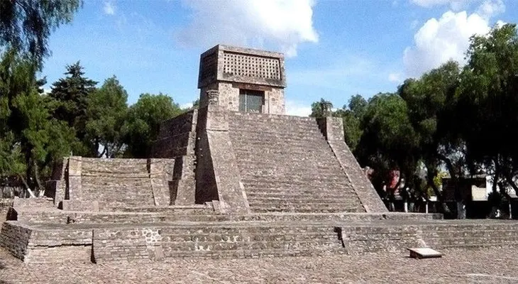 En México descubren un túnel secreto que podría llevar a la tumba de los reyes aztecas