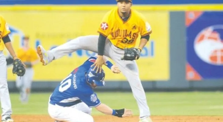 Águilas vencen por segunda ocasión en linea a los Tigres