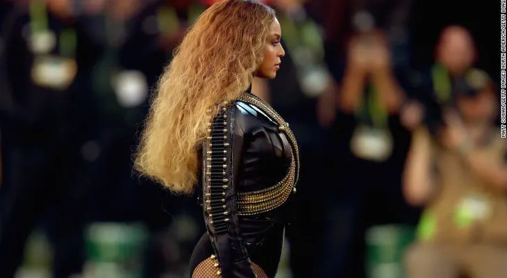 Beyoncé en el Super Bowl: la voz adecuada en el momento adecuado