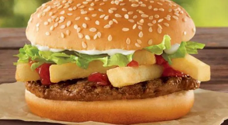 Burger King venderá hamburguesa con papas fritas por un dólar