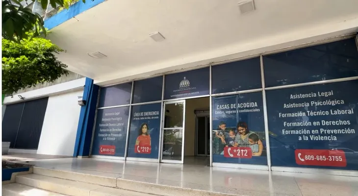 Ministerio de la Mujer pide difundir líneas contra violencia de género