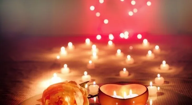 Presta atención a estas tradiciones curiosas para celebrar San Valentín