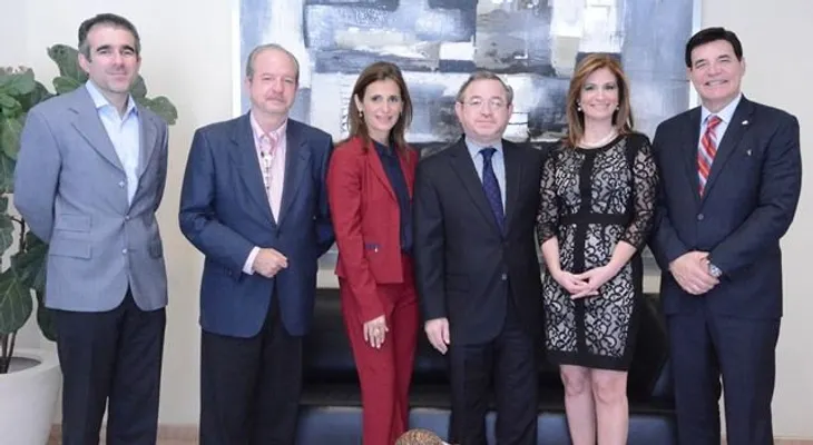 Guarocuya Félix recibe a la directiva saliente AIRD