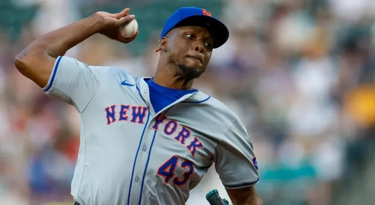 Mets transfieren al relevista dominicano Huáscar Brazobán a los Medias Blancas