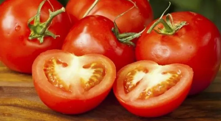 Beneficios consumir tomate