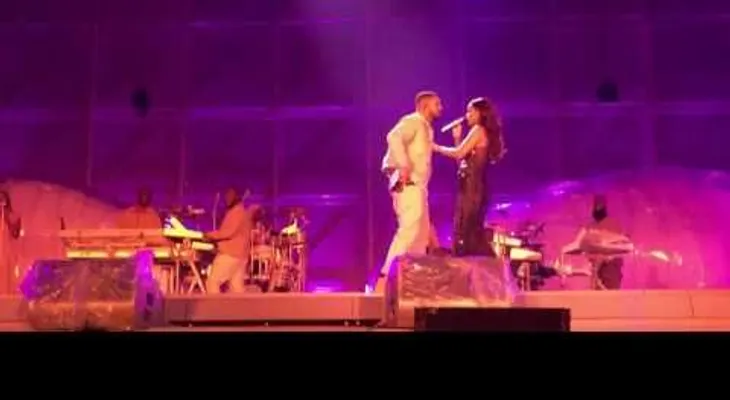 El baile atrevido de Rihanna y Drake (VIDEO)