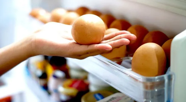 Diez alimentos que no debes guardar en la nevera