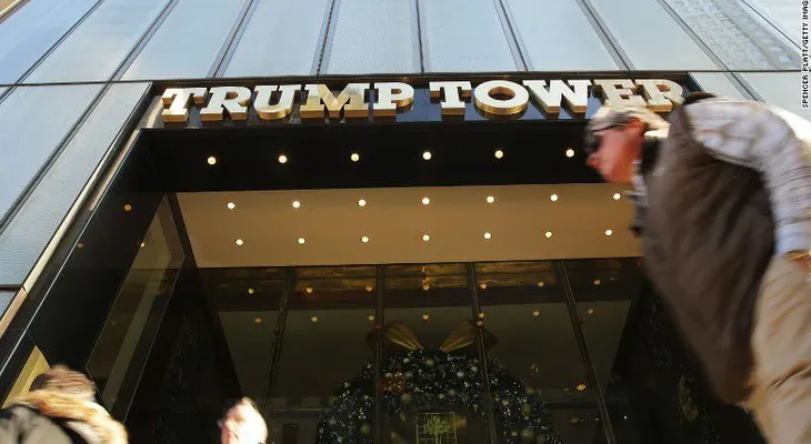 Anonymous dice que atacó el sitio web de la Torre Trump "como declaración contra el racismo y el odio"