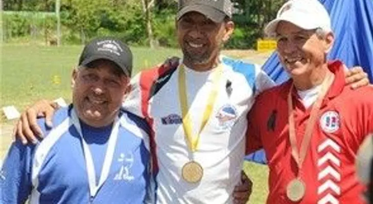 Arqueros RD logran tres oro en Copa Merengue