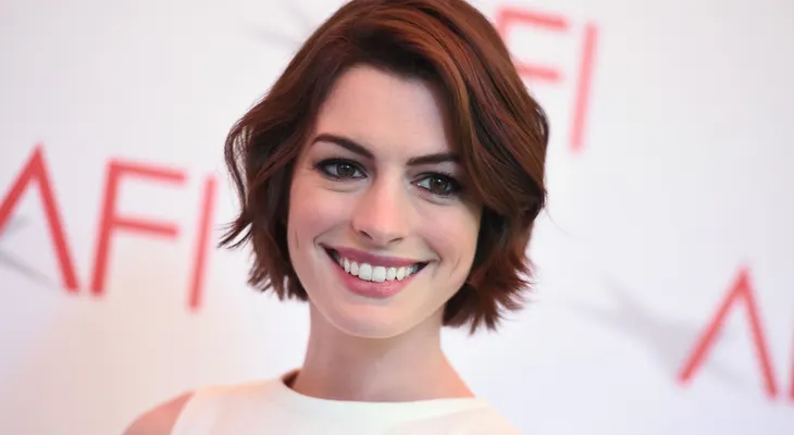 Rihanna y Anne Hathaway estarán en el filme femenino de "Ocean s Eleven"