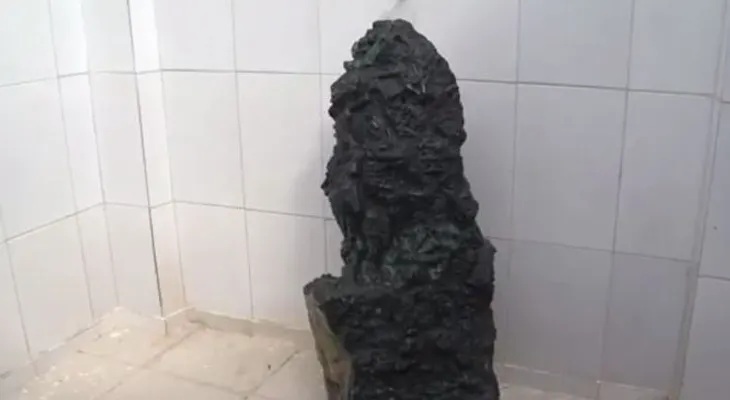 Hallan esmeralda gigante en Brasil; pesa más de 600 libras 