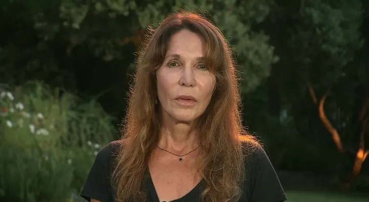La hija de Ronald Reagan cuenta por 1ra vez cómo fue violada y por qué nunca lo había revelado