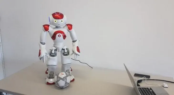 Gardelito; un robot con inteligencia cognitiva