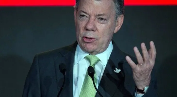 Santos ordena bombardeos a FARC 