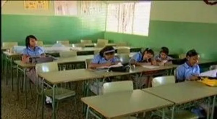Denuncian algunos centros no podrán impartir docencia este lunes (VIDEO)