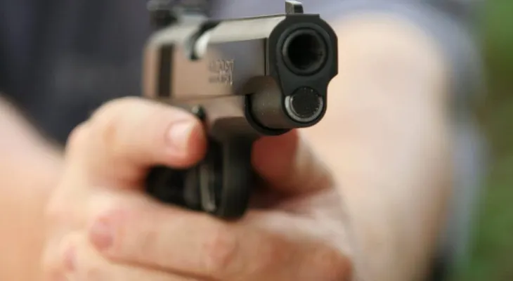 Ricardo Gómez (El Flaco), fue el alegado asaltante asesinado durante un atraco a colmado en Los Guarícanos; PN investiga