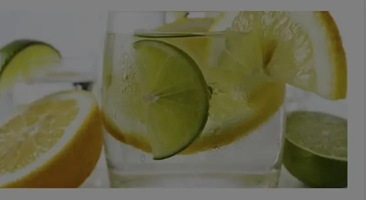 10 razones: Agua con limón por las mañanas