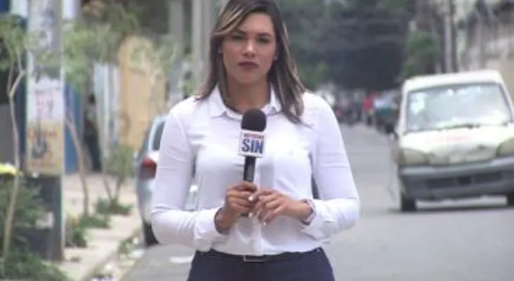Asaltan a periodista del Grupo SIN, Urelin Montero, frente a su hija de ocho años
