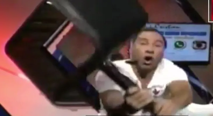 Cristian Casablanca se disculpa con presentador; dice solo le dijo una "mala palabra"