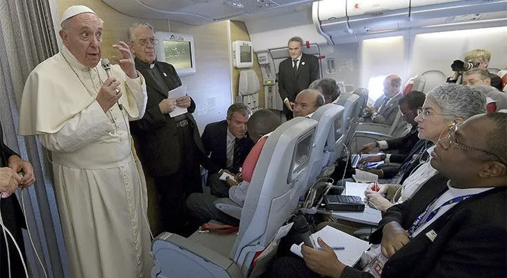 El papa Francisco: "el mundo está al borde de un suicidio"