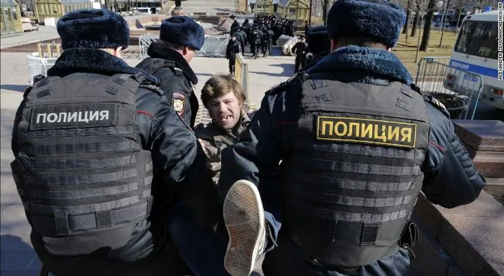 Cientos de detenidos en protestas anticorrupción en Rusia, según reportes