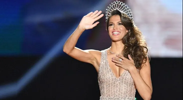 Iris Mittenaera, de Francia, gana la corona de Miss Universo 2017 (VIDEO)